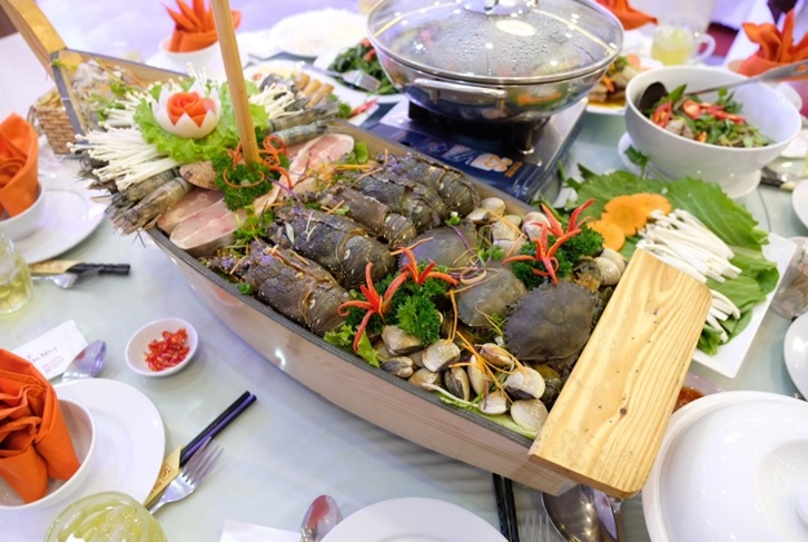 Premium Seafood Hotpot Boatget